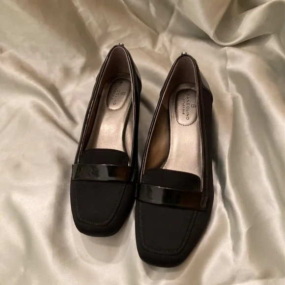 Bandolino Latera Black Wedge Slip-On Loafer Flats Faux Leather Size 6 VGUC - Picture 3 of 14
